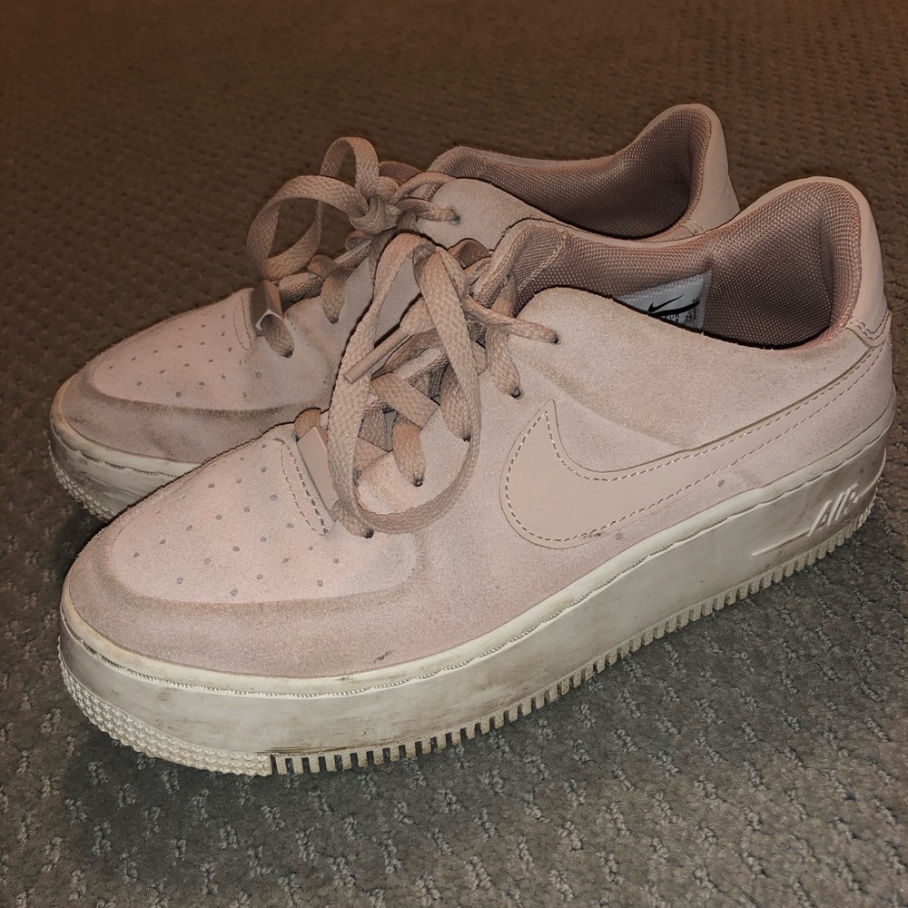 Air Force 1 Sage Platform Sneakers